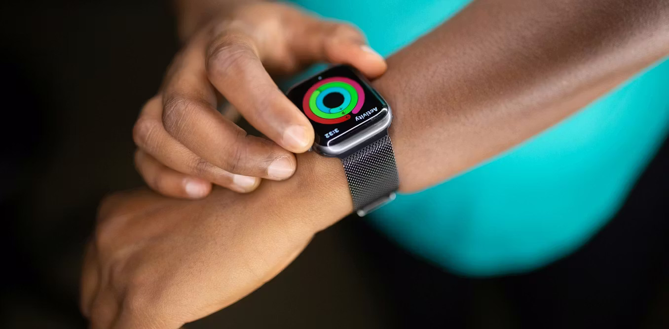 Your Smartwatch Isn’t a Doctor: How to Use Wearable Health Data Safely