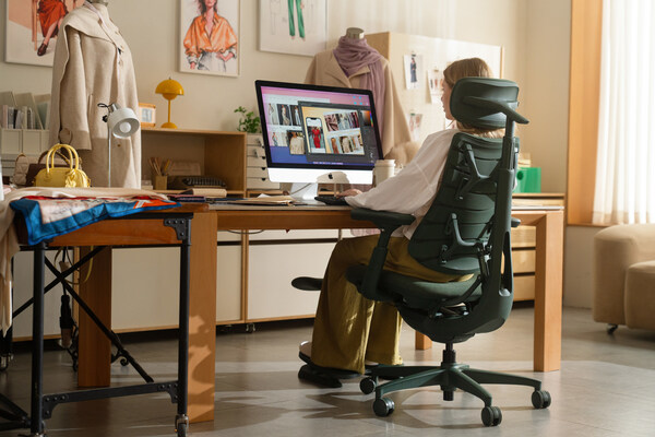 Your Chair and Bra Might Be Ruining Your Workday: Ergonomic Fixes for Office-Heavy Lives