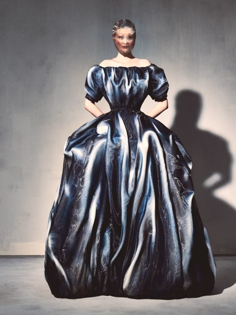 From Porcelain Dolls to Perfume Gardens: When Avant-Garde Runways Become Smart Fashion Investments