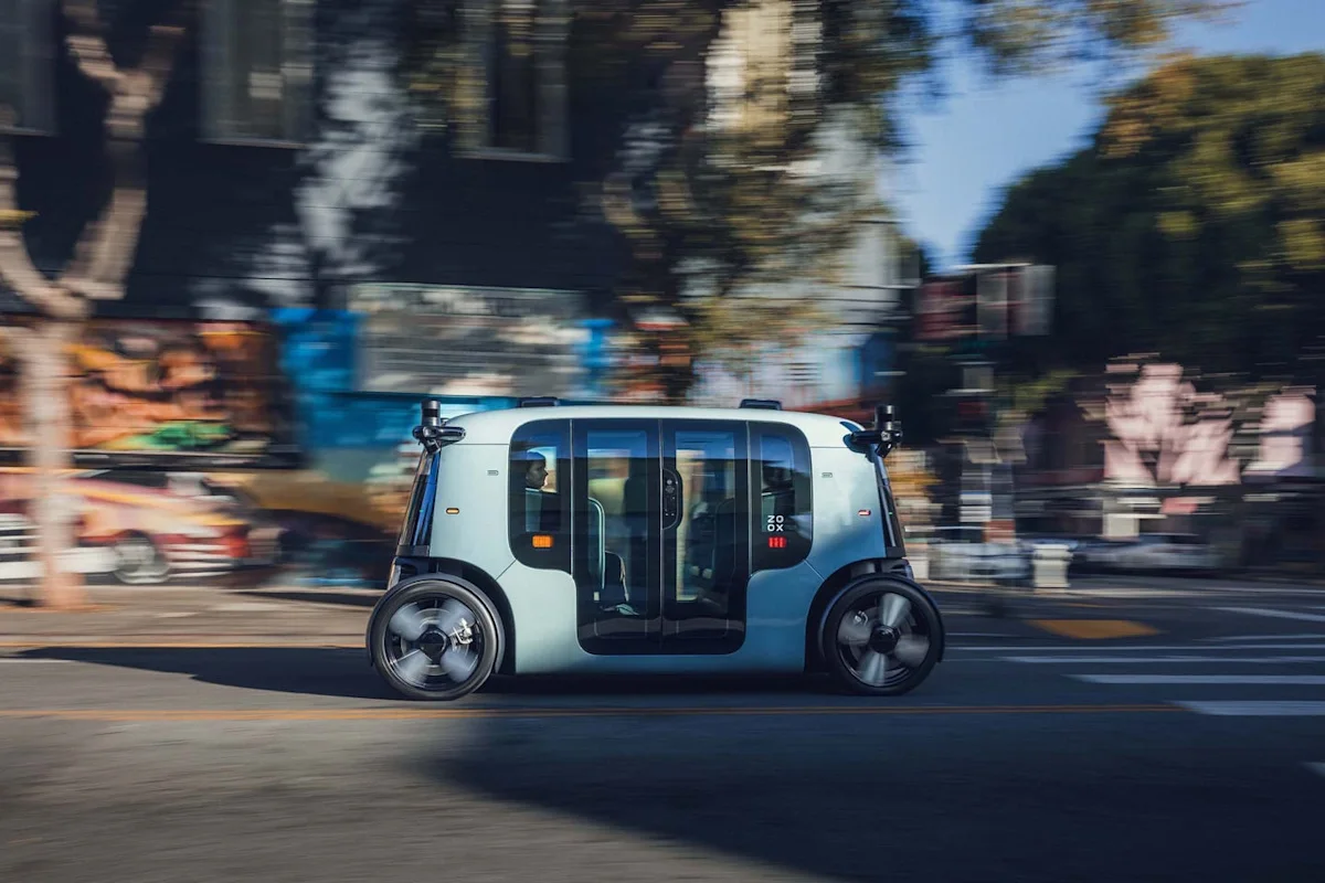 From Robotaxis to ‘Elephant’ Simulations: How Self‑Driving EVs Are Learning to Survive Real‑World Chaos
