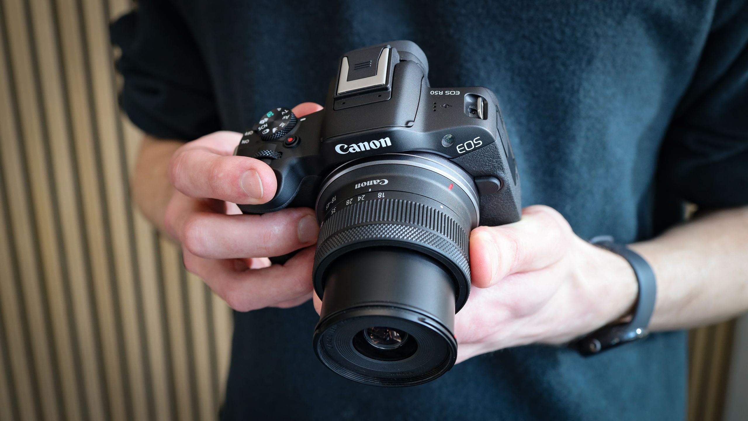 Best Lenses for the Canon EOS R50: Affordable Picks to Level Up a Beginner Powerhouse
