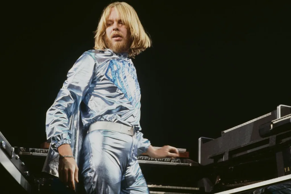 From King Crimson to Genesis: 10 Prog Rock Albums Malaysians Should Finally Give a Chance