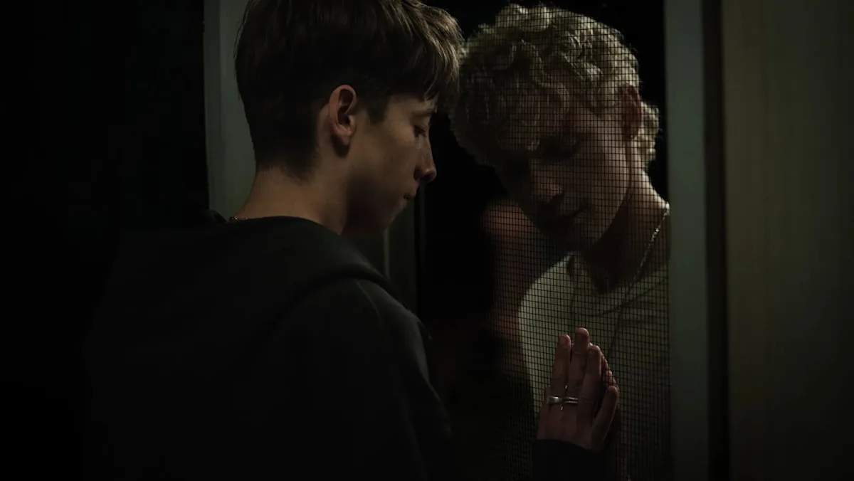When Love Gets Scary: How Queer Horror Romance Is Becoming the Genre’s Boldest New Twist
