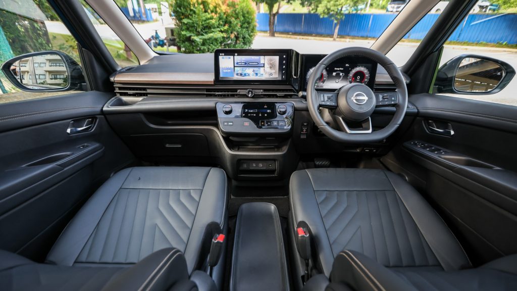 Family EV People-Movers Are Finally Here: Nissan Serena e-POWER vs Hyundai Staria Limousine