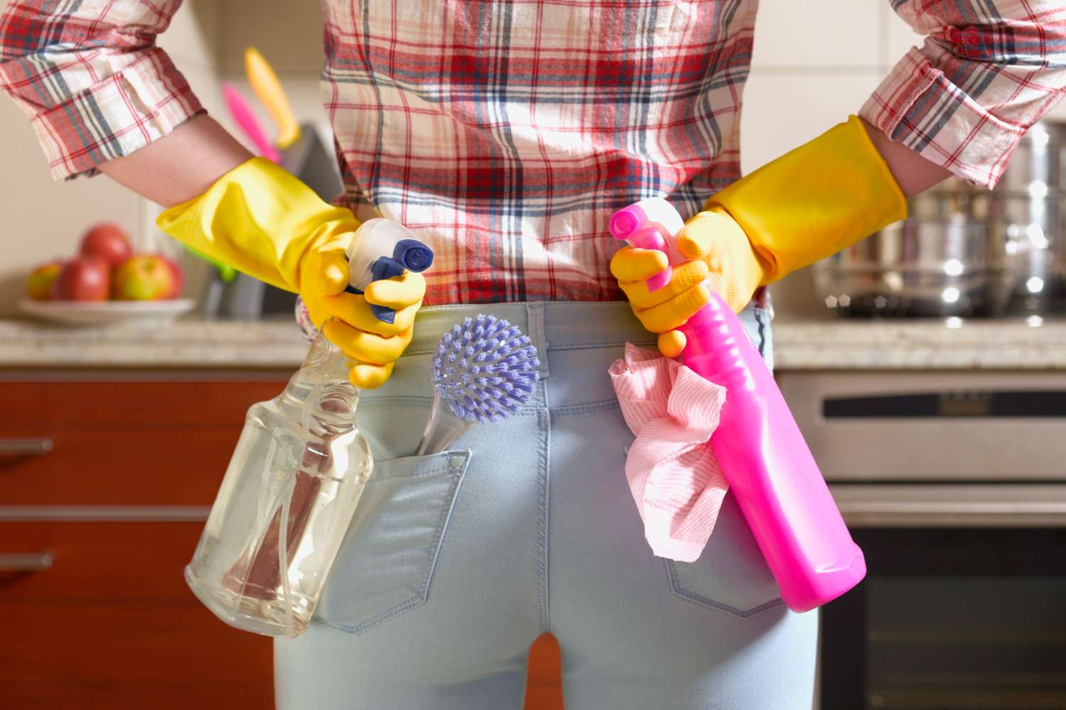 Are Your Cleaning Habits Hurting Your Health? Safer Ways to Tackle Dust, Mold and Everyday Mess