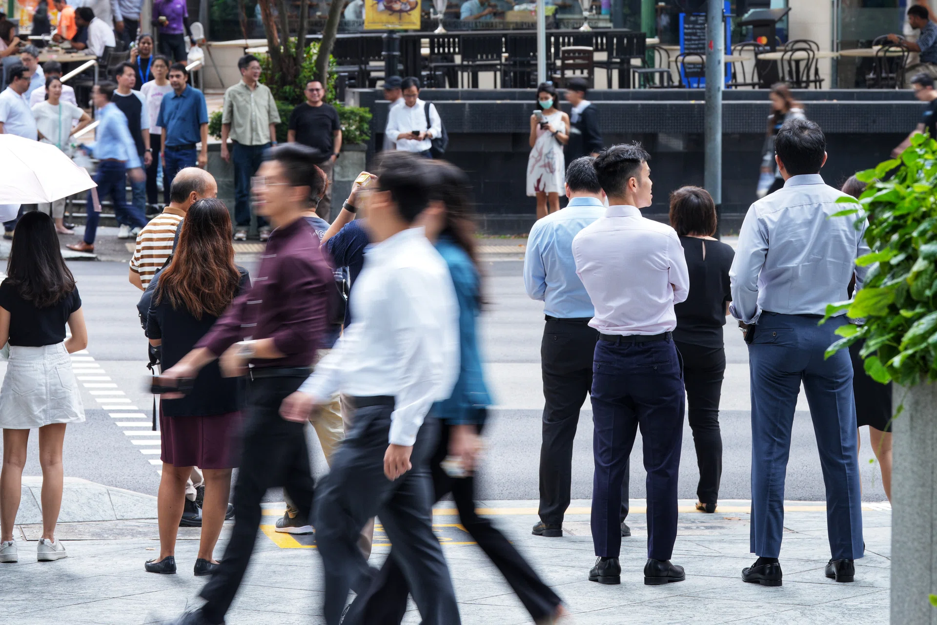 AI Productivity, Fewer People: What New Job Cuts at Banks and Big Tech Really Signal