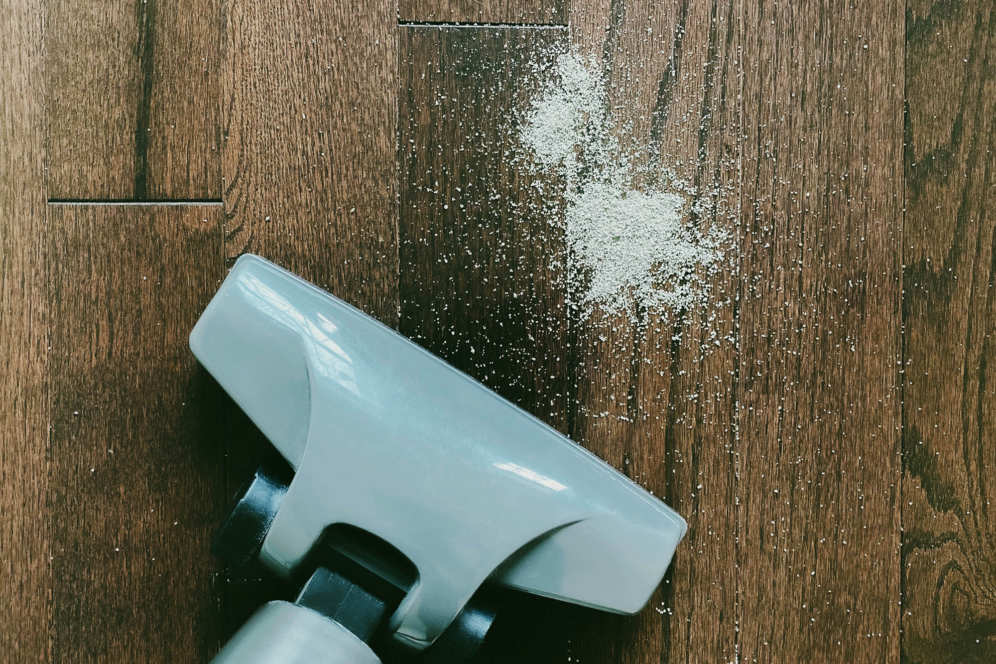 How Often You Really Need To Clean Your Windows (And Simple Ways To Avoid Streaks)