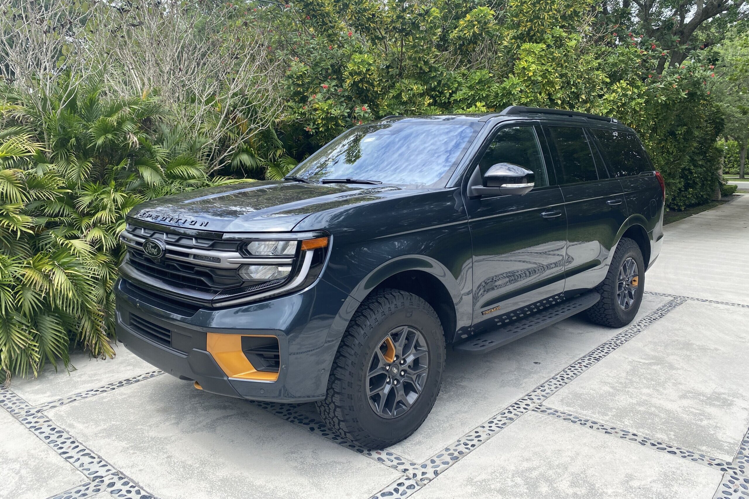Took Ford’s Expedition Tremor on a Long Road Trip: How This Off-Road Beast Really Handles the Highway