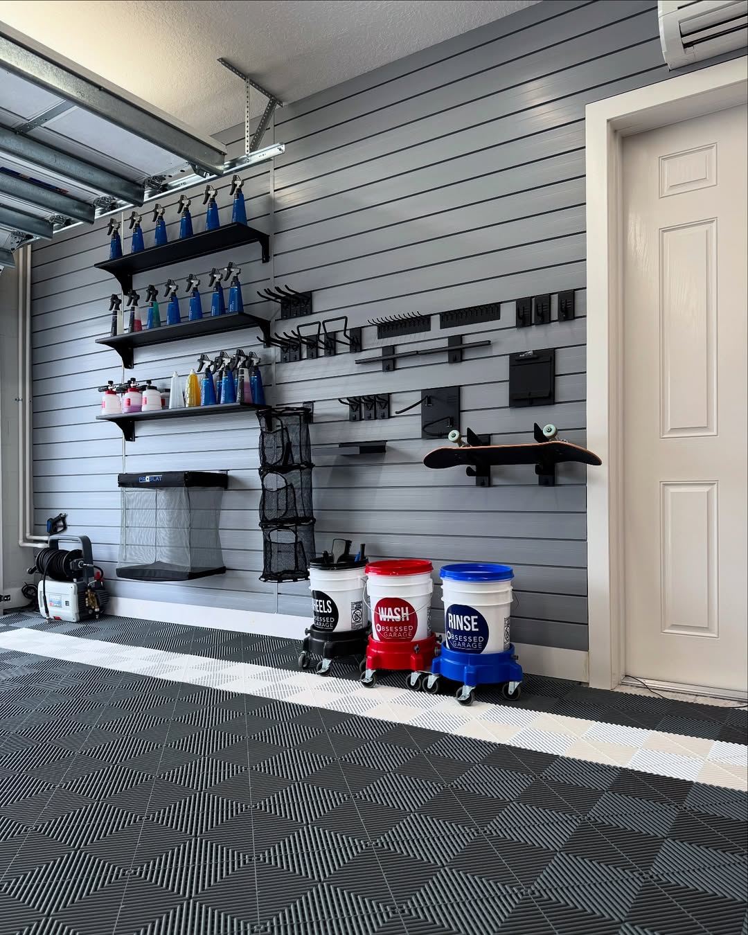 23 Garage Storage Ideas for 2026 That Turn Chaos Into a Stylish, Functional Space