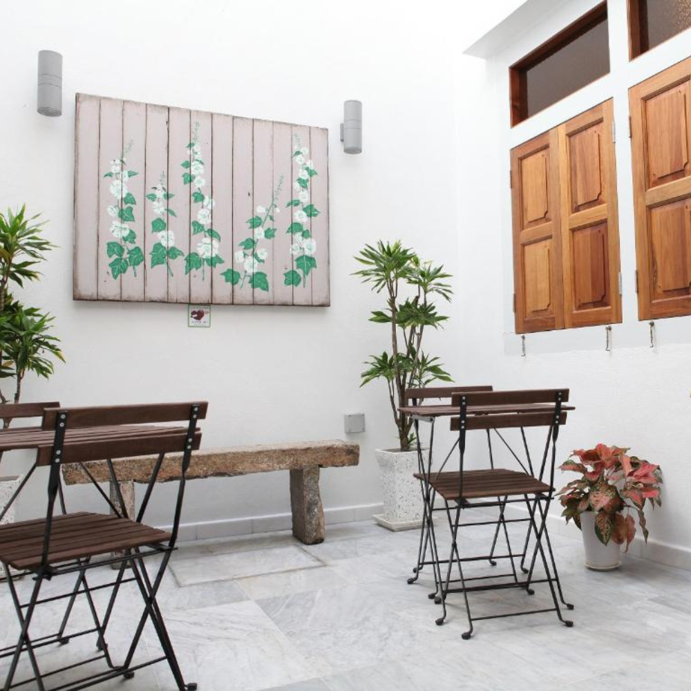 Boutique on a Budget: How to Book Stylish Short Stays Without Blowing Your Travel Fund