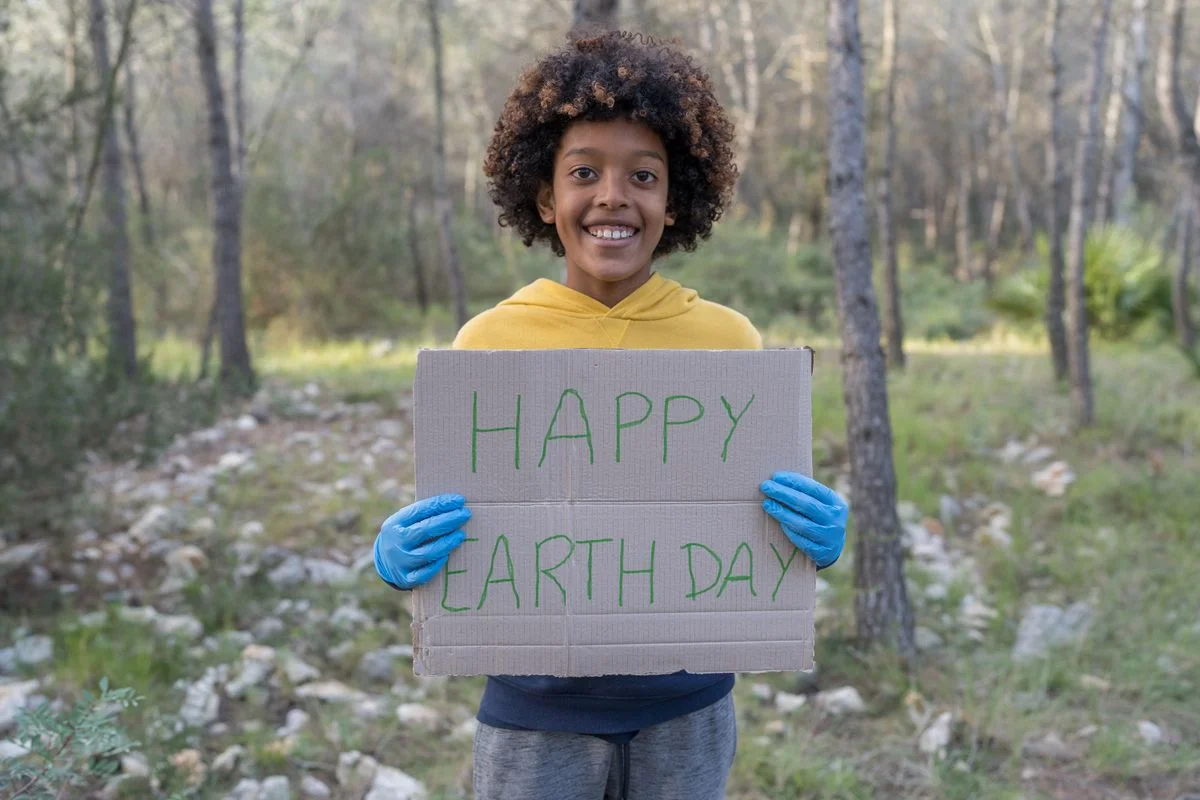 5 Upcycled Earth Day Crafts Kids Will Actually Want to Make All Year