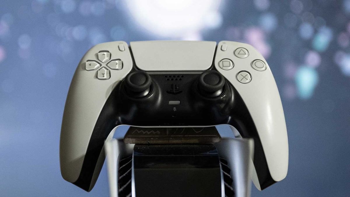PS5 Updates Are Getting Weird: Emojis, Forced Logouts and New Age Checks Are Annoying Players