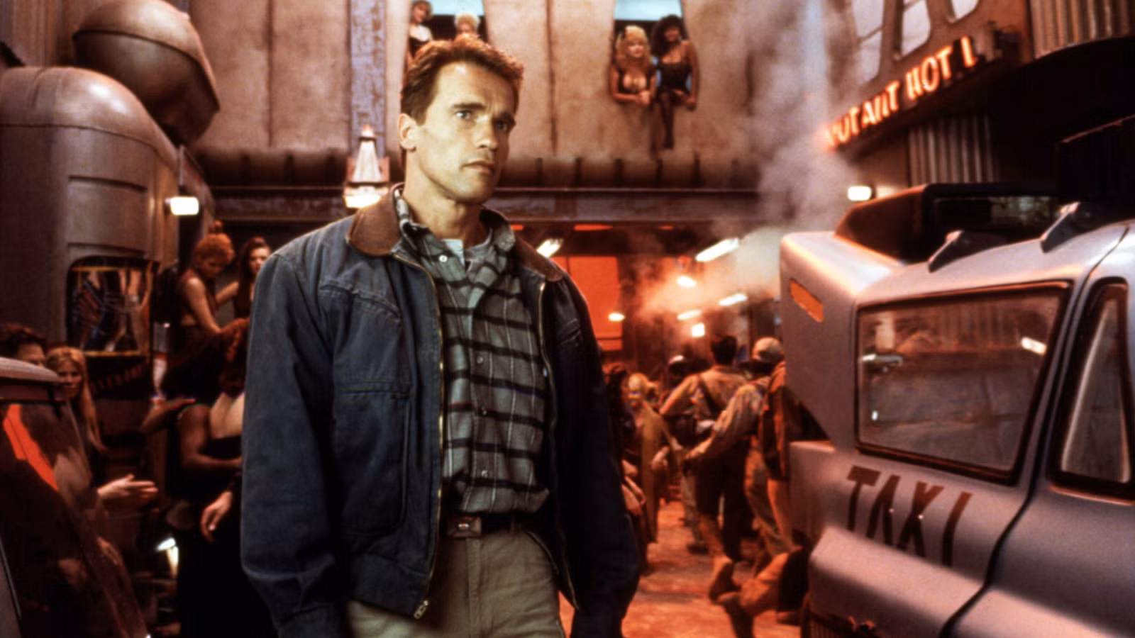 Why Arnold Schwarzenegger’s Most Daring Sci‑Fi Movie Still Hasn’t Been Topped