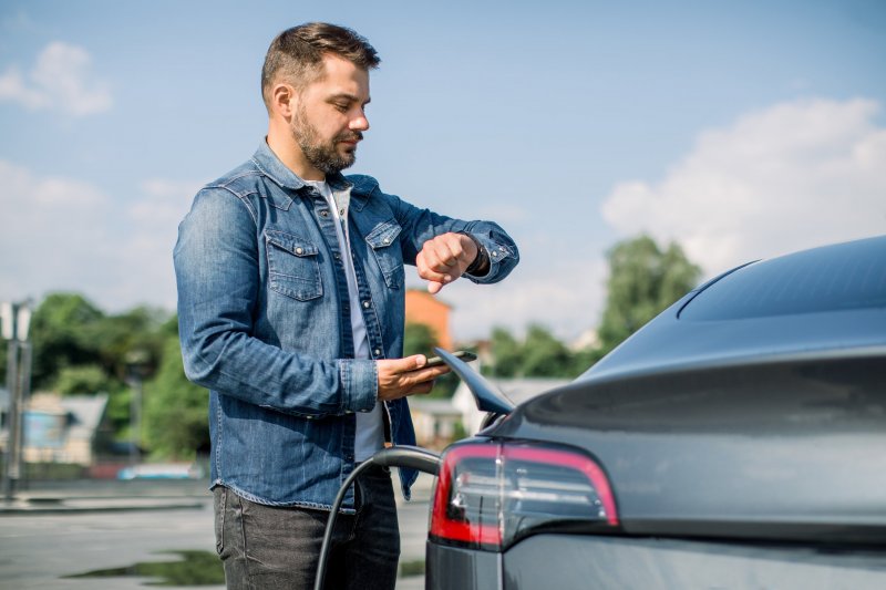 From Targets To Reality: Why Fleet Managers Are Suddenly Obsessed With EV Costs And Charging Infrastructure