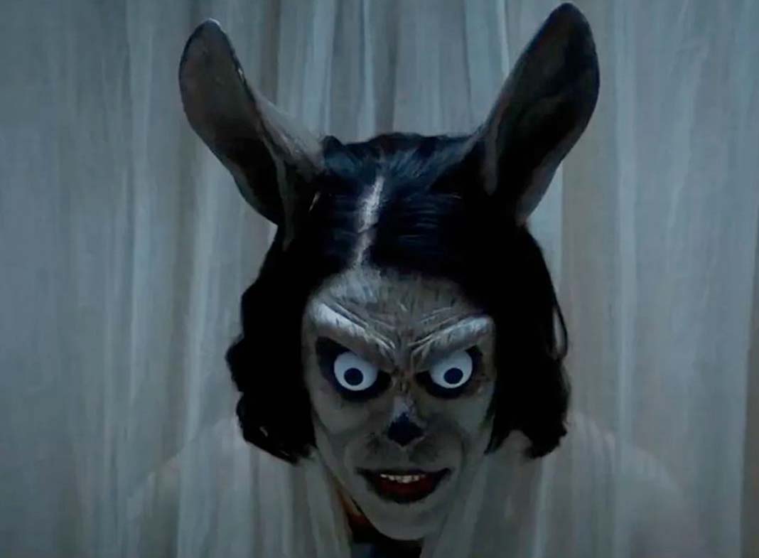 In the Mood for Weird Horror? Why ‘Hokum’ Might Be the Offbeat Movie Night Pick You Half-Regret Watching