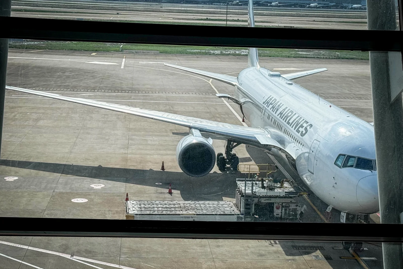 How AvGeeks Can Use Chase Points Boost to Fly Business Class for Less