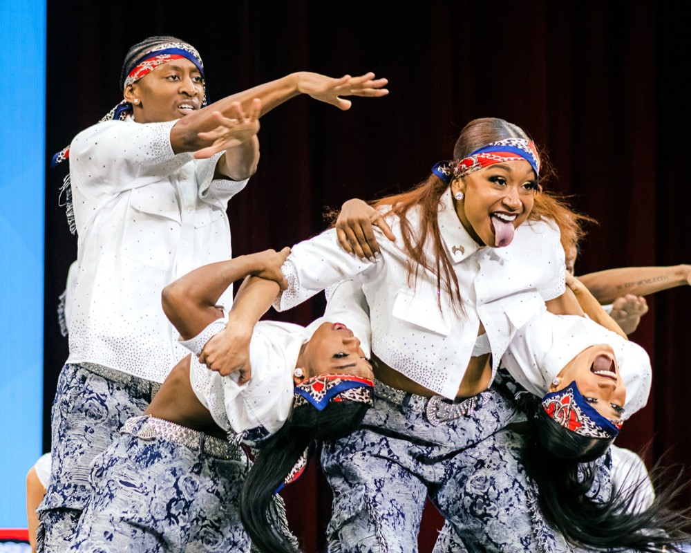 Look and Sound Better on Stage: Science-Backed Tips to Level Up Your Face and Voice