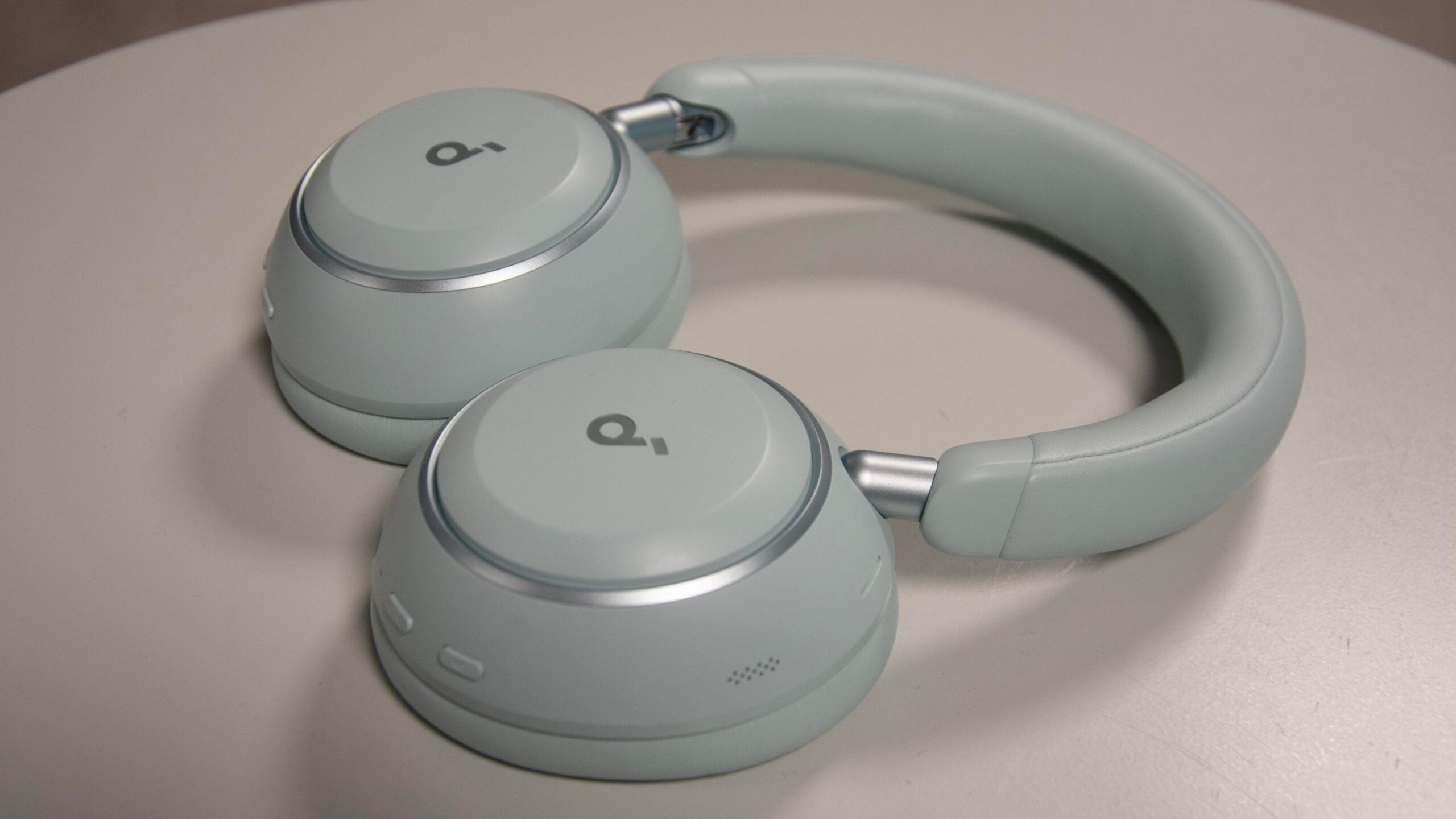 The Best Noise‑Cancelling Headphones for a Quieter Commute