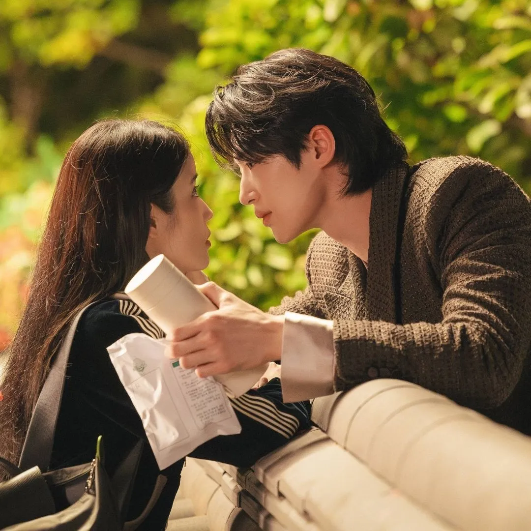 Why ‘Perfect Crown’ Is the Royal Romance Everyone Is Streaming Right Now