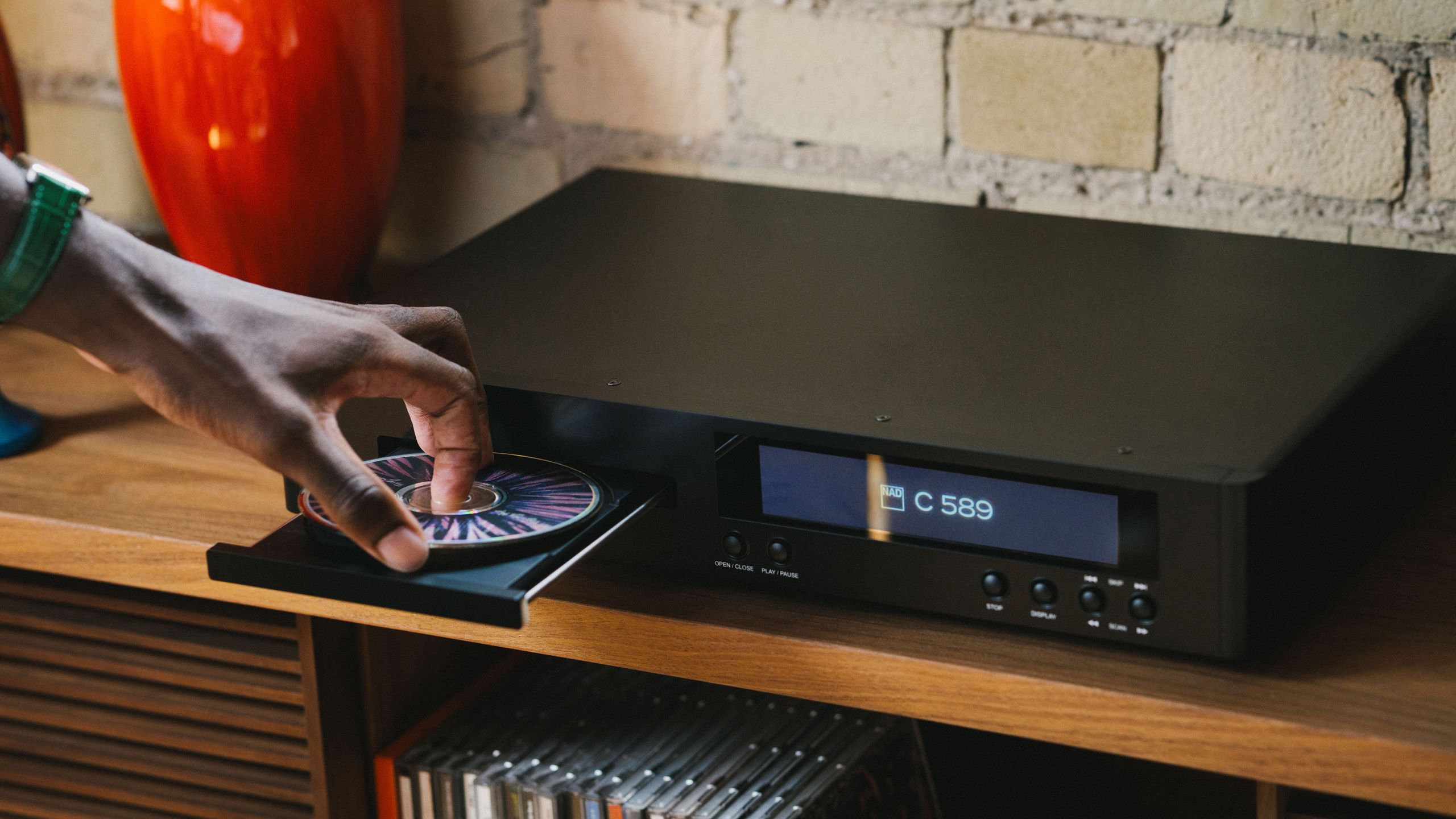 Why CDs Are Quietly Cool Again: From Y2K Nostalgia to Collector-Grade Players