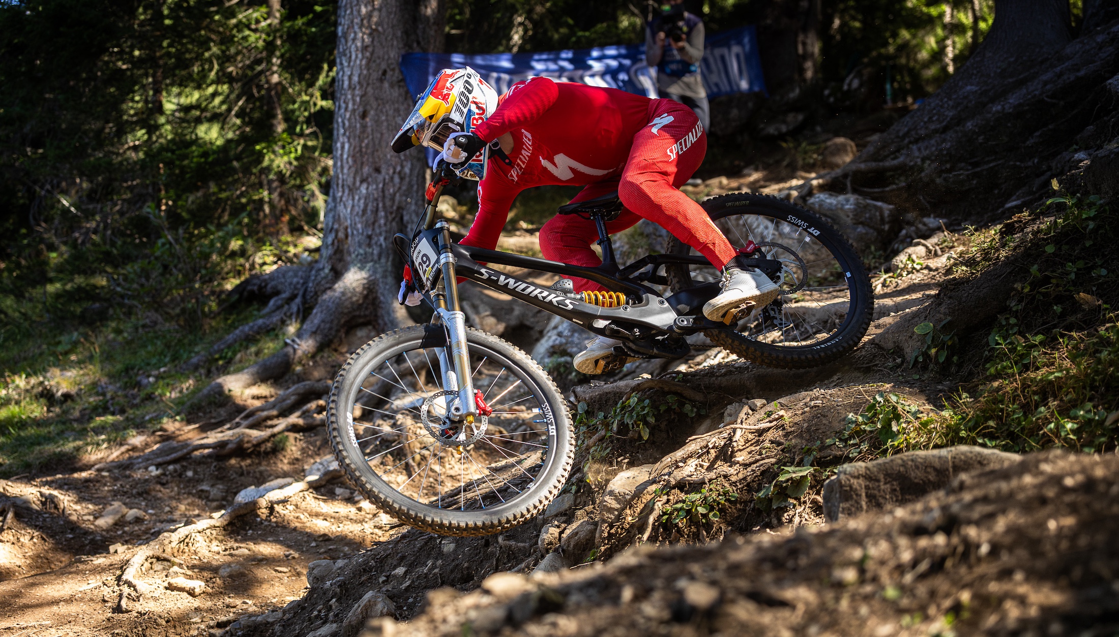 Hidden Gearbox, Bigger Clues: What the New Specialized Demo 11 Means for Future Downhill and E‑MTB Bikes