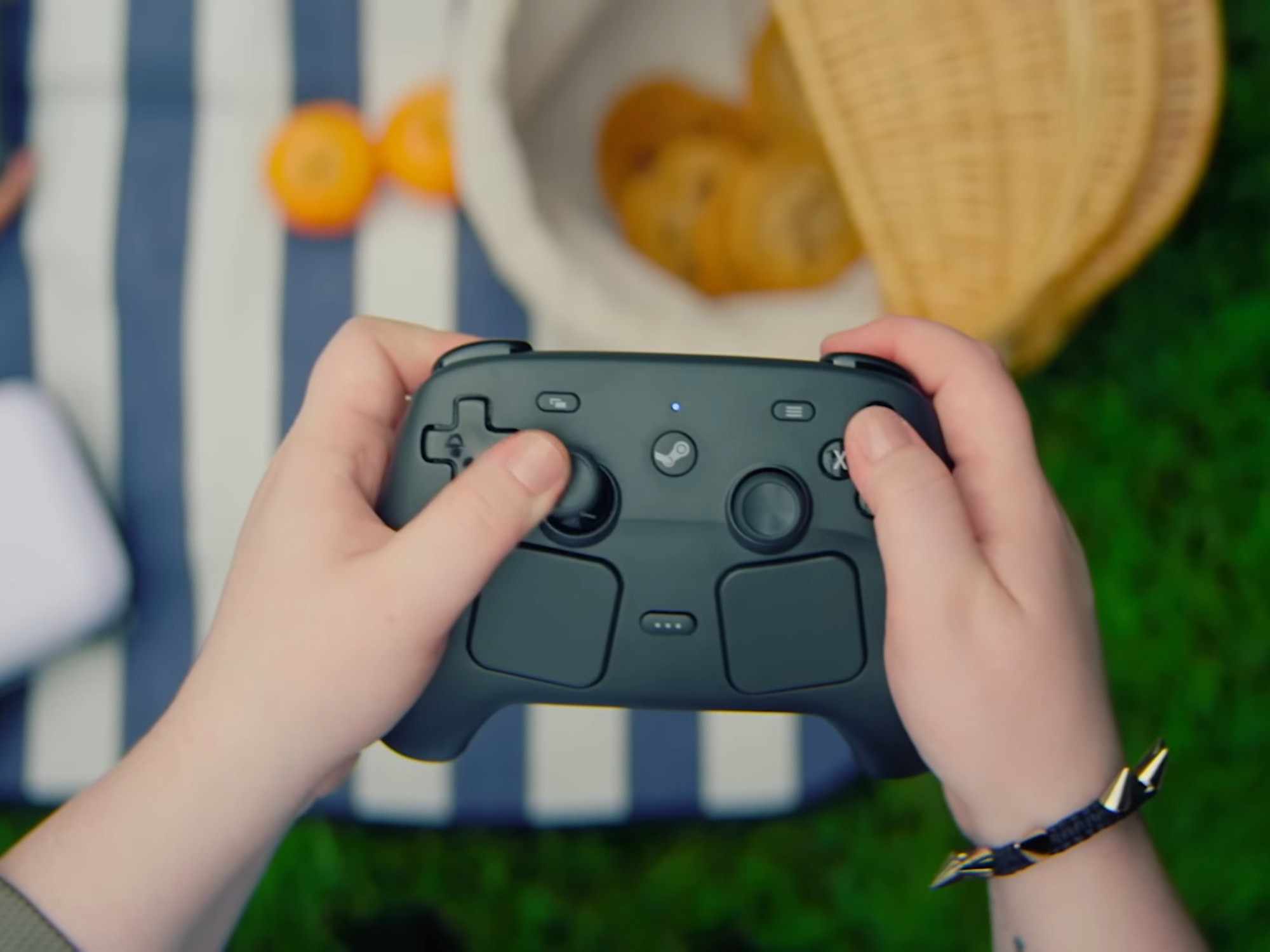 Steam Controller’s Surprise Comeback: Should Console Players Care This Time?