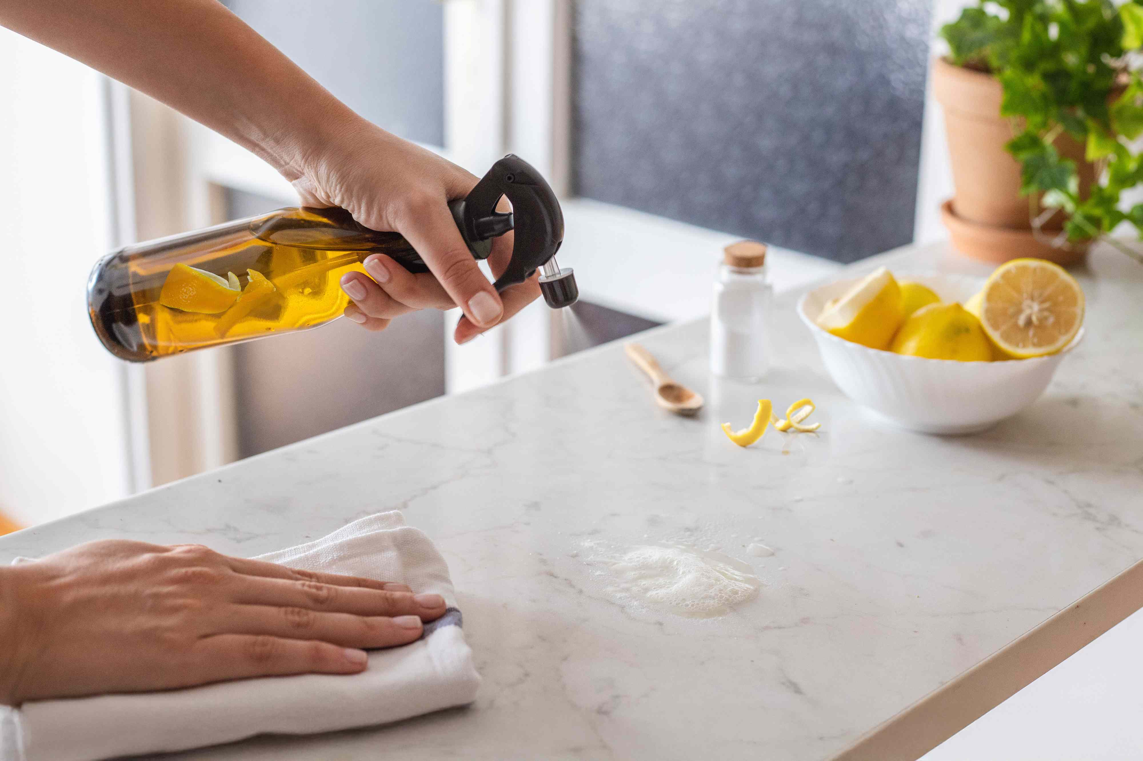 I Quit Store‑Bought Sprays: 8 Easy DIY Cleaners That Actually Work (And When Not To Use Them)
