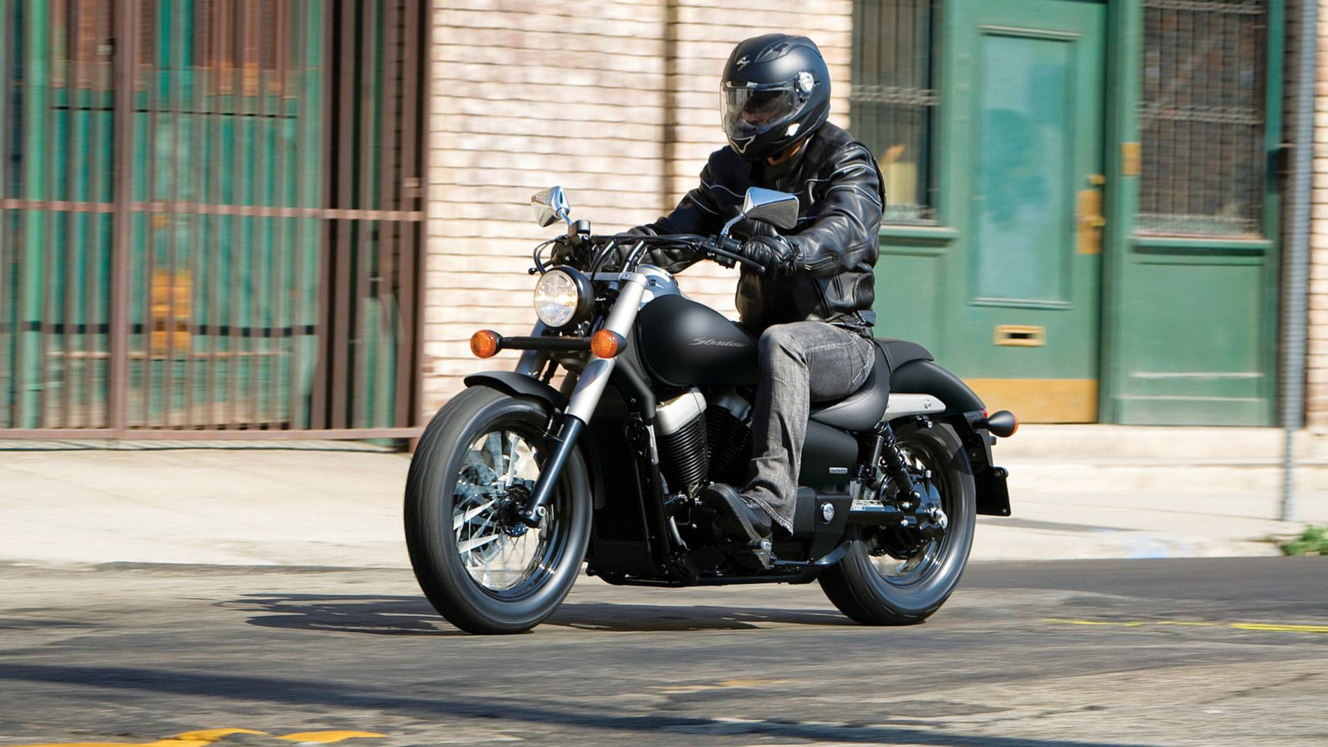 How One Ingenious Three-Wheeler Is Making Motorcycle-Style Riding Accessible Again