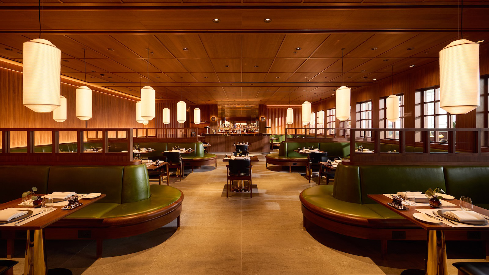 Small Luxuries That Transform the Journey: Lounges, Private Jets and Set‑Jetting Itineraries