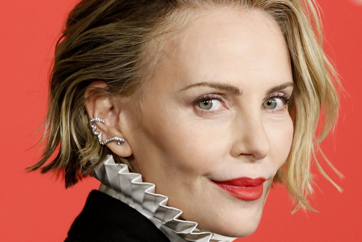 Inside ‘Apex’: Why Charlize Theron’s Brutal New Action Movie Is Netflix’s Next Big Obsession
