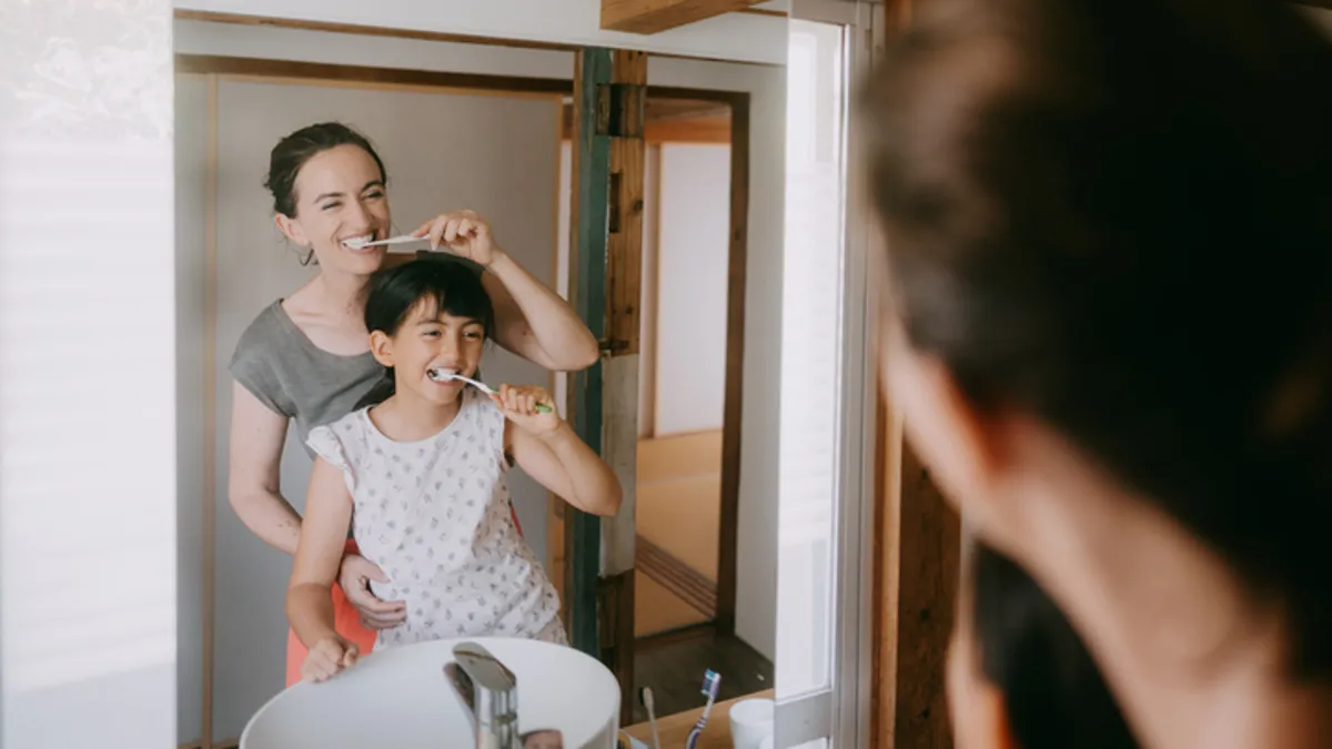 AI Toothbrushes and Smart Mirrors: How New Gadgets Are Reinventing Your Oral Care Routine