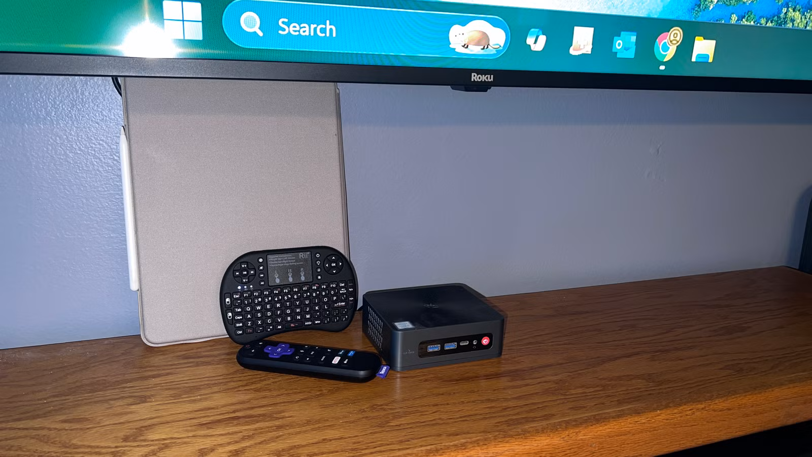 Chuwi’s New AuBox X Mini PC Packs Intel Core Ultra and AI Features into a Tiny Workhorse