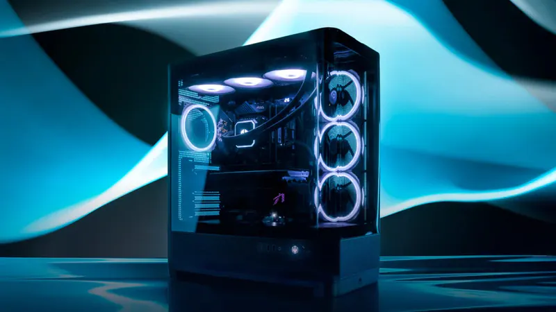 From LEGO Macs to Aquarium Towers: Showcase PC Cases Are the New Flex for Builders