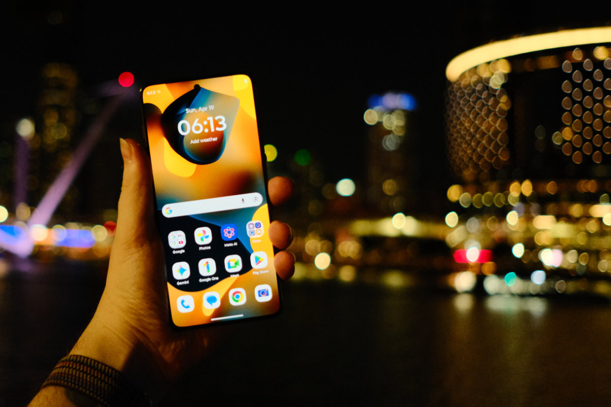 Trading on Your Phone: The Best Smartphones for Forex, Stocks and Day Trading