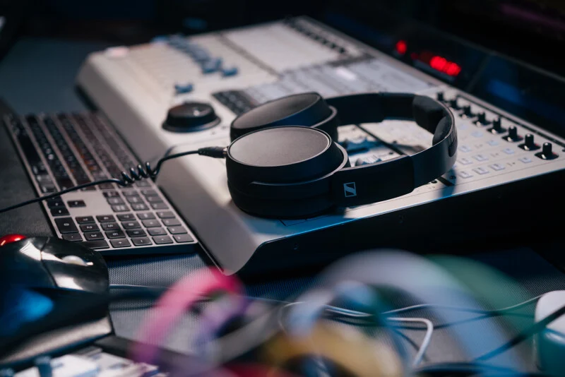 Wired vs Wireless Headphones in 2026: When Bluetooth Is Good Enough for Serious Listening