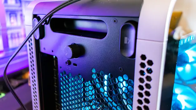 Next‑Gen Prebuilt Gaming PCs Are Here: What RTX 5090 Rigs Actually Offer PC Gamers