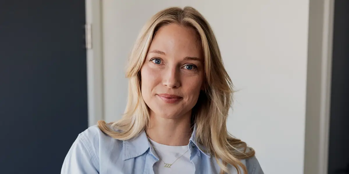 She Turned Her Coaching Framework Into an AI App That Sells For Her: How Pros Can Clone Their Brain as a Side Hustle