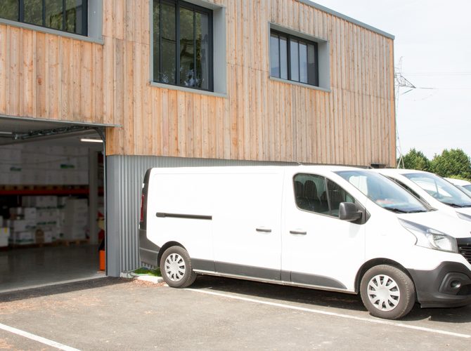 From Targets To Reality: Why Fleet Managers Are Suddenly Obsessed With EV Costs And Charging Infrastructure