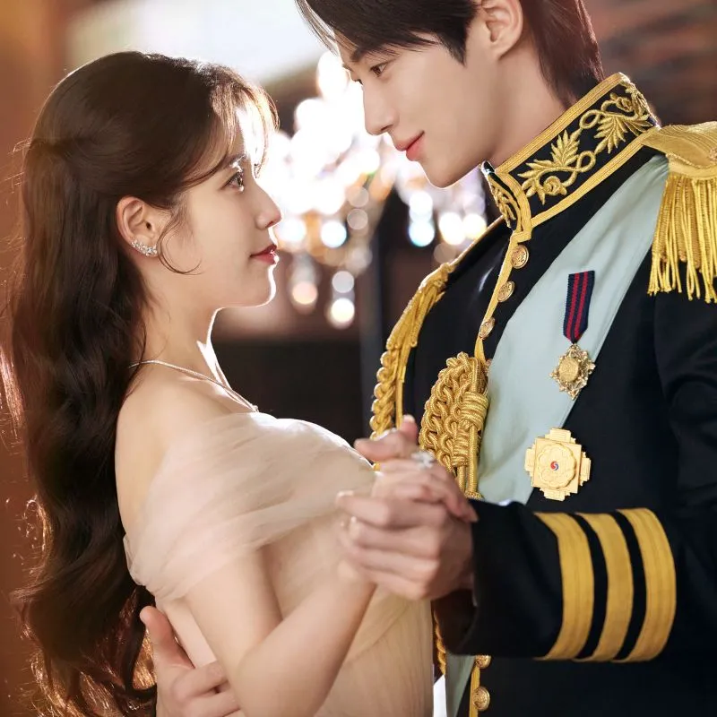 Why ‘Perfect Crown’ Is the Royal Romance Everyone Is Streaming Right Now