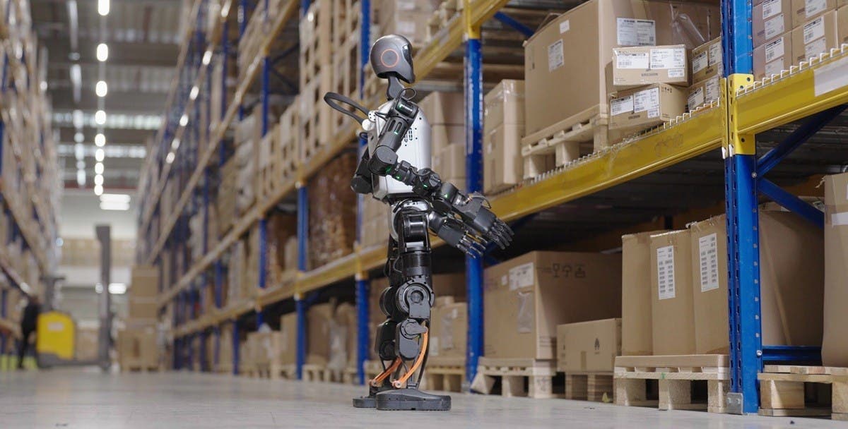 From Chips to Cobots: How Physical AI Is Quietly Rebuilding the Factory Stack