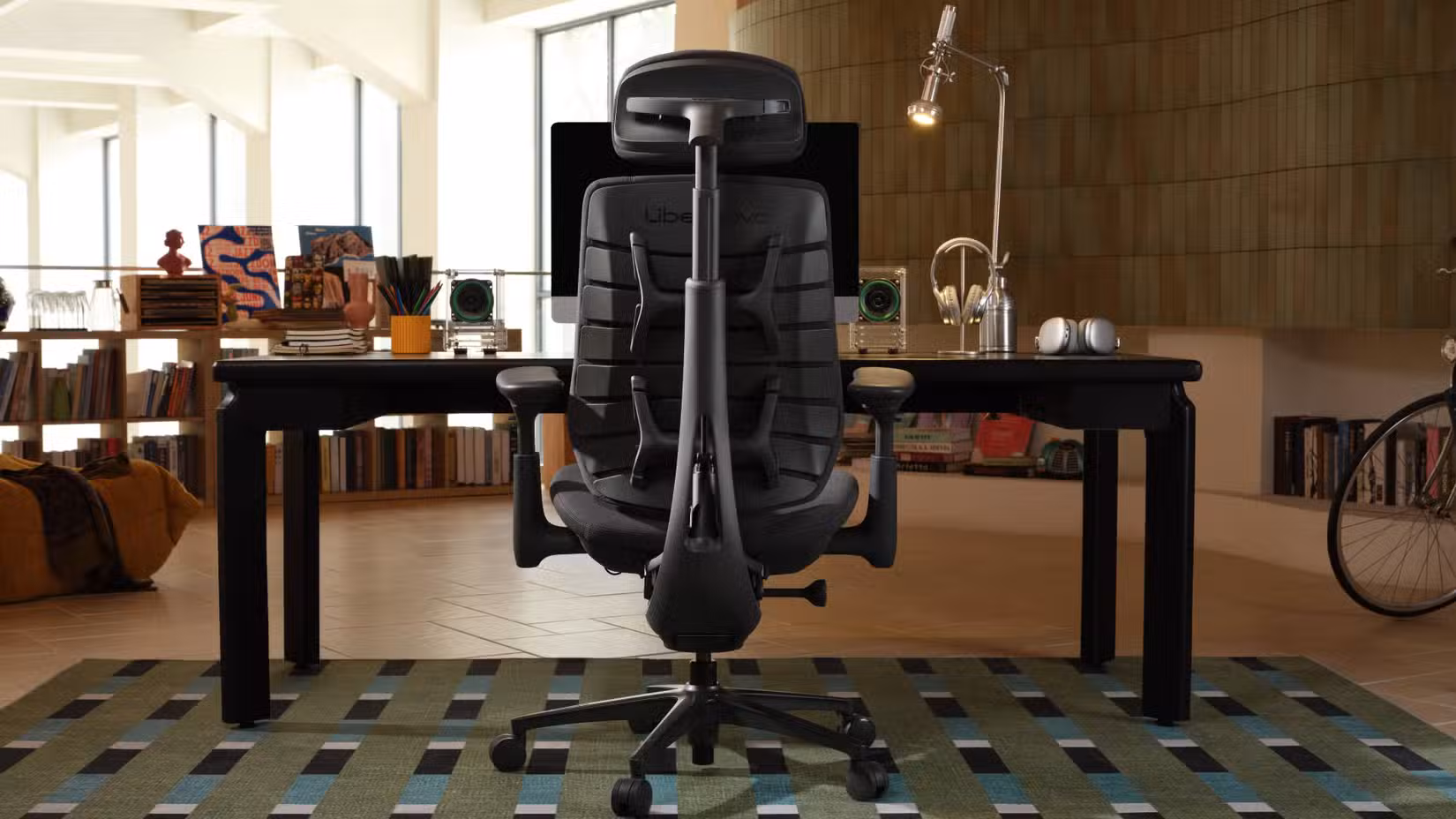 LiberNovo’s Maxis Chairs Put Ergonomics Back in Reach for Bigger and Taller Bodies