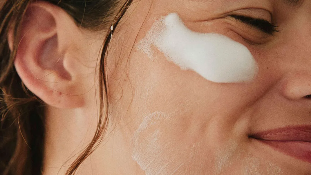 The Makeup Removal Mistakes That Damage Your Skin and Lashes