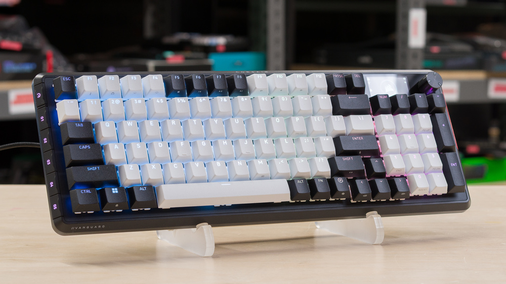 Razer Huntsman V3 Tenkeyless: 8KHz Polling and Analog Optical Switches for Esports-Level Speed