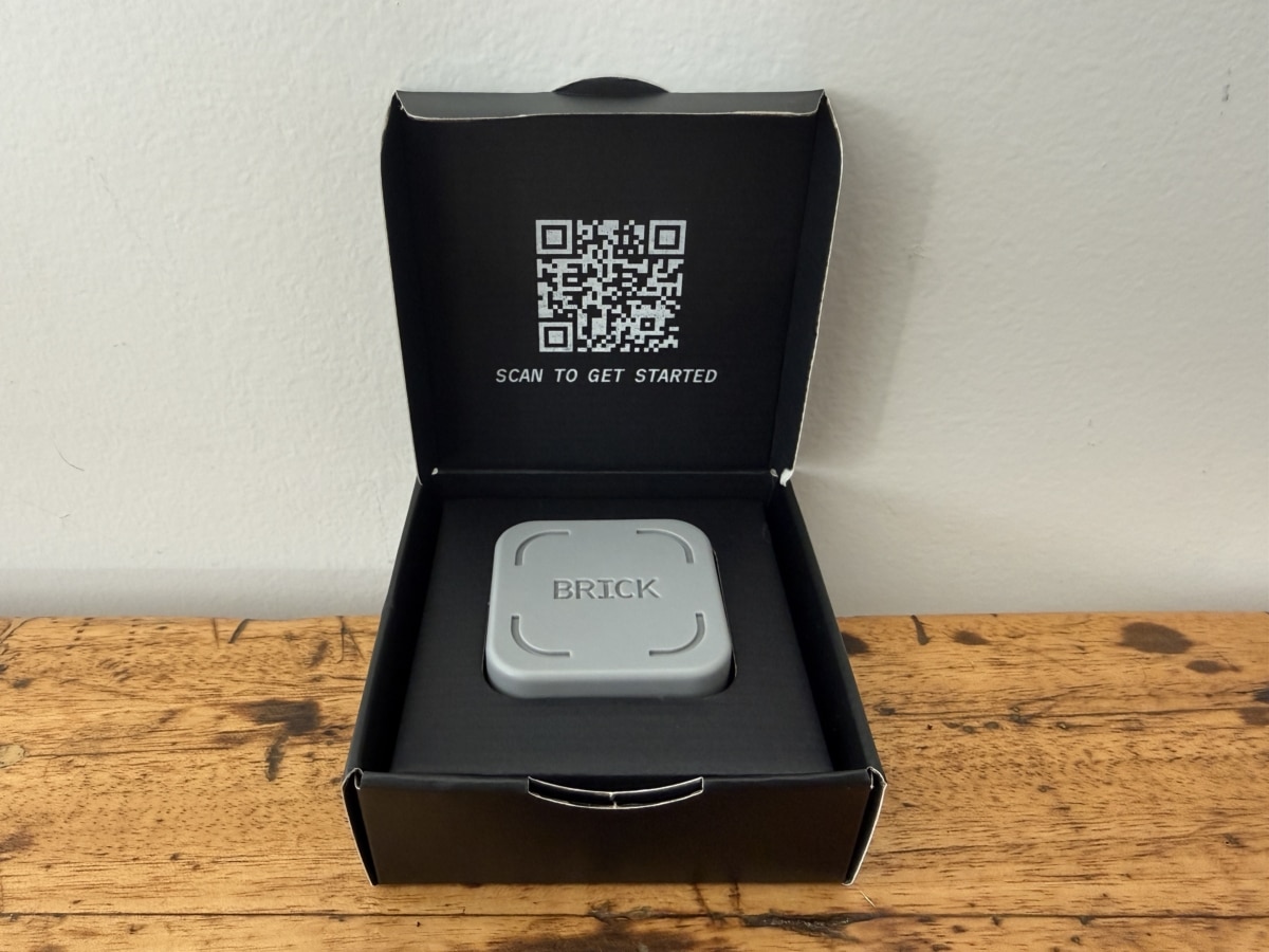 Does This Tiny NFC Brick Actually Help You Stop Doomscrolling?