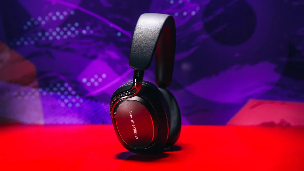 Bowers & Wilkins PX8 S2 vs Sony WH-1000XM6: Which Premium Headphones Actually Earn Their Luxury Status?