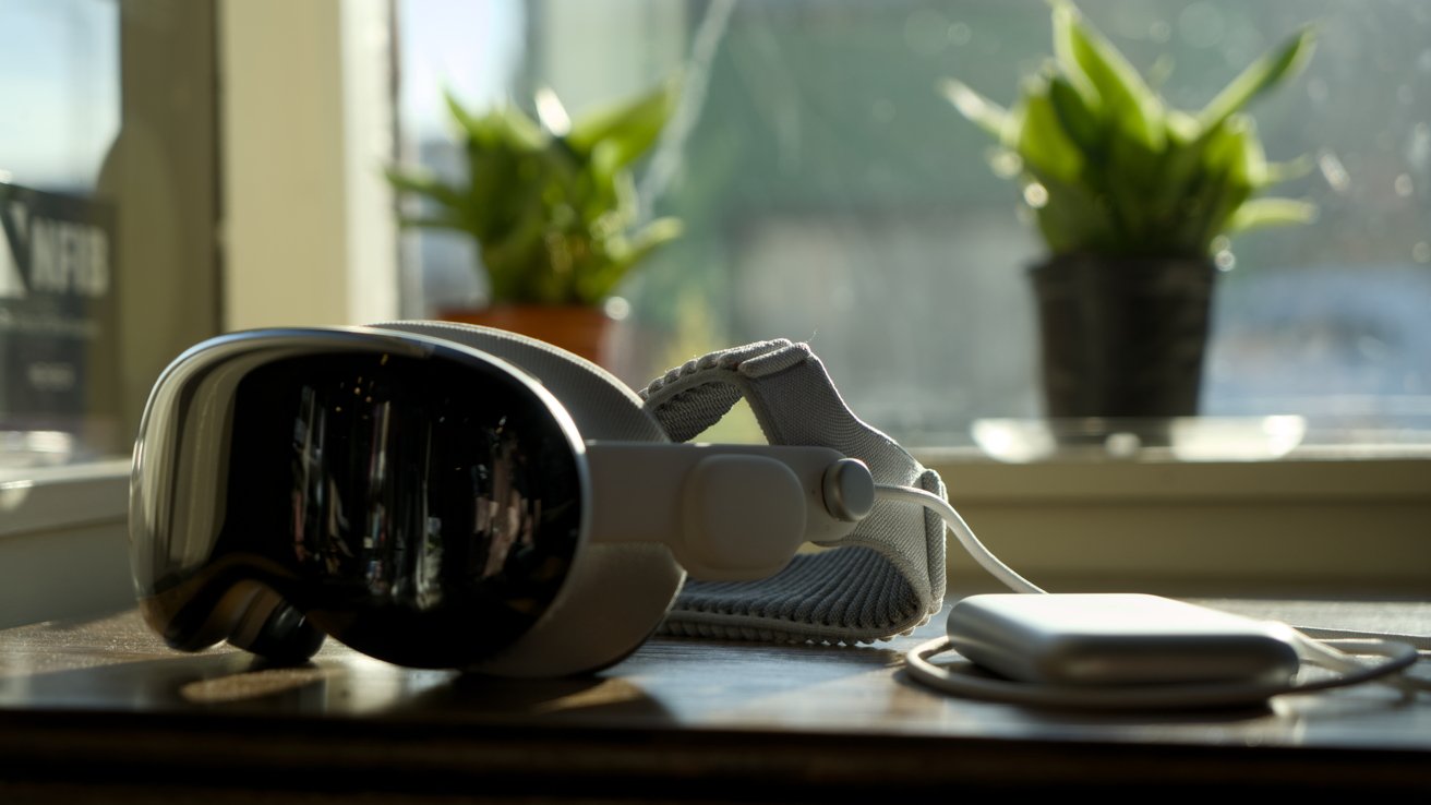 Apple’s Vision Strategy Pivot: From Heavy Headsets to Everyday Smart Glasses