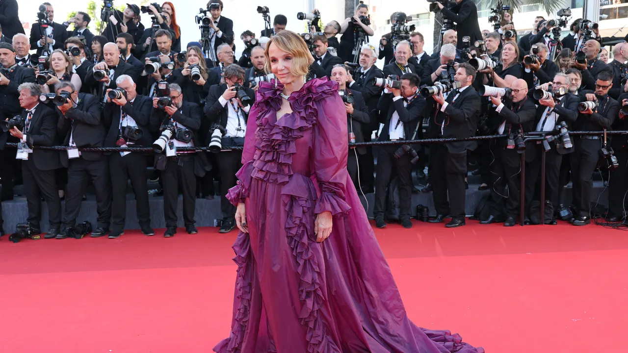From Minimalist to Maximum Drama: Beauty Trends Defining Cannes Red Carpets