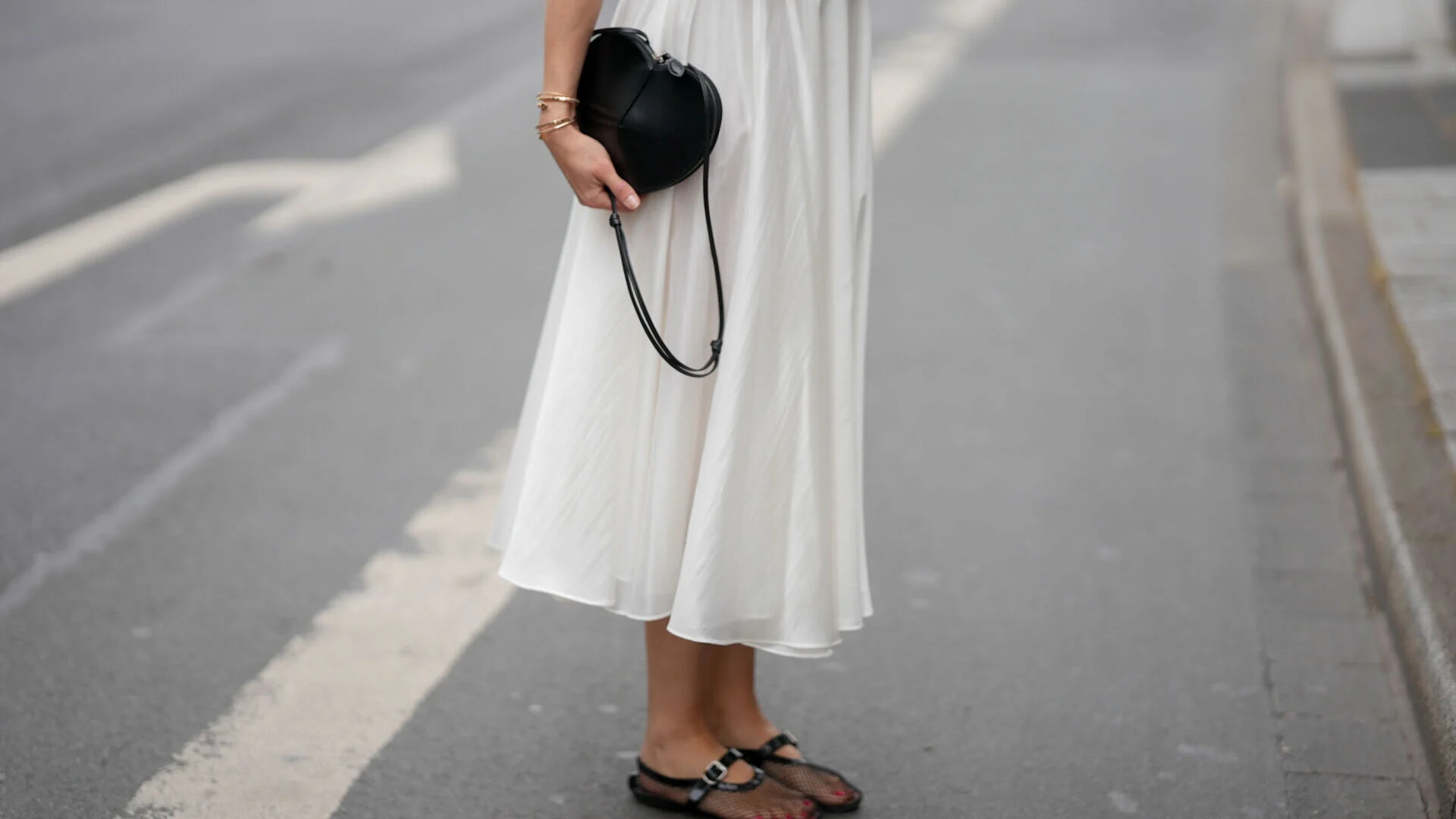 Chic Breathable Fabrics That Keep You Cool Without Sacrificing Style