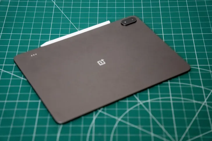 OnePlus Pad 4 Review: Software Polish That Finally Makes an Android Tablet Feel Flagship