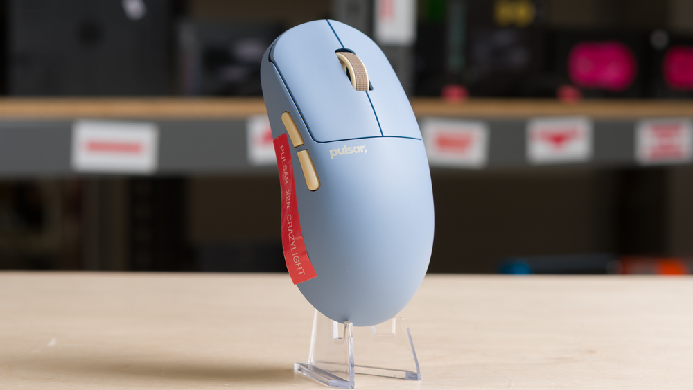 Pulsar X2N CrazyLight vs AM INFINITY: Ultra-Light Wireless Mice for Precision-Driven Play
